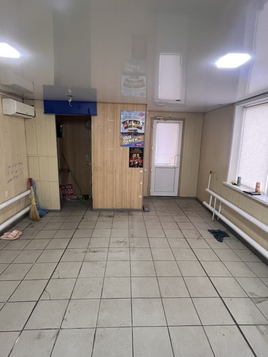 Продам магазин (остановку)