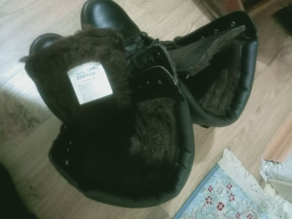 Продам берцы размер 43 размер 44