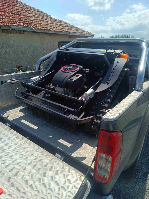 Косене на Големи и Трудно Достъпни Тревни Площи и Соларни Паркове