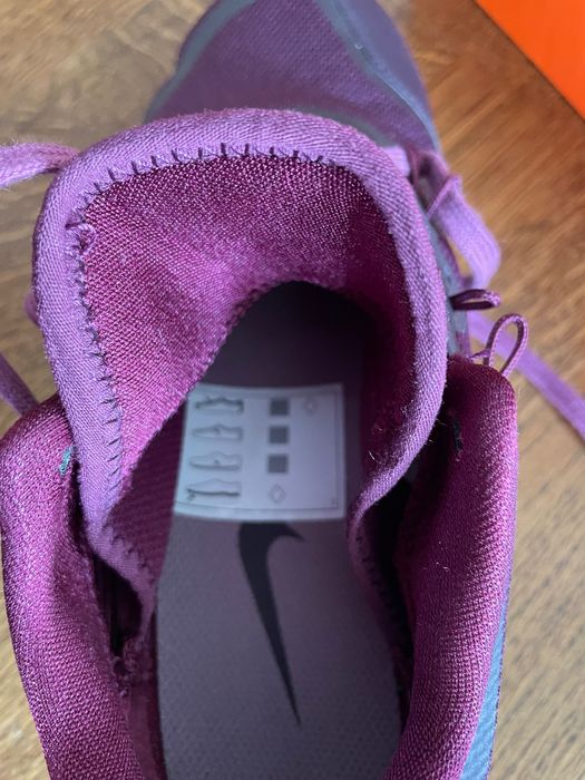 Adidas damă Nike AIRMAX
