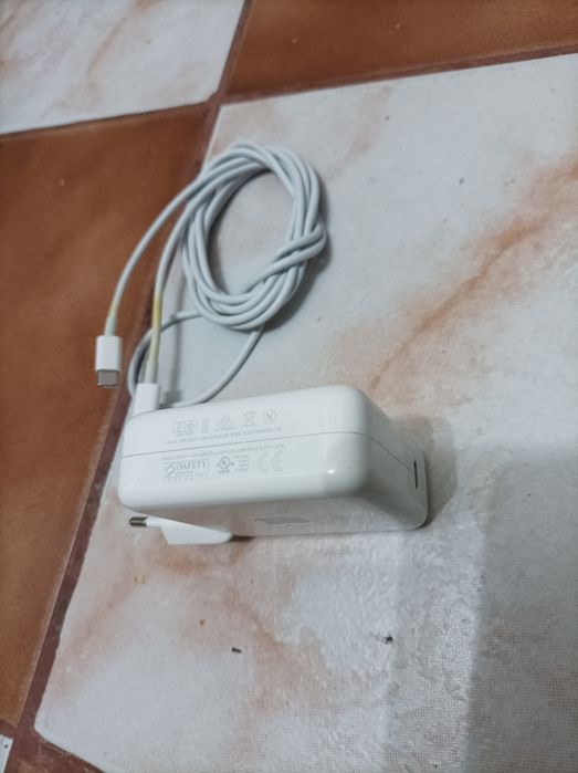 Încărcător Apple 61W 87W 96w