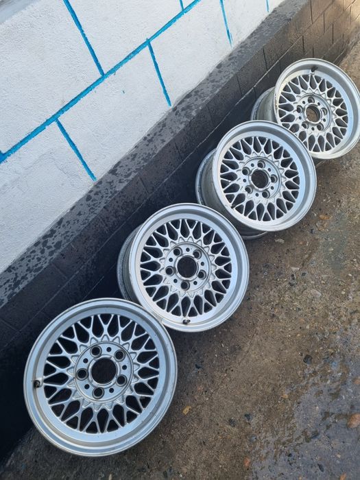 Продам диски родные на BMW