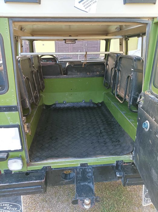 Land Rover Defender  Santana 88