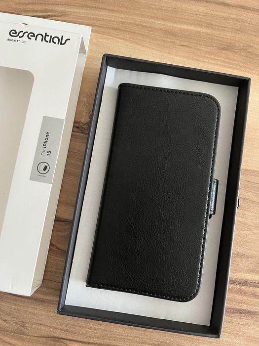 Кейс iPhone 13 кожен калъф