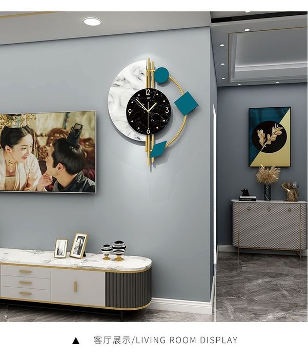 Часы настенные в стиле Modern Luxury