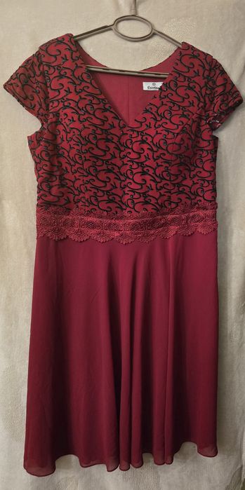 Rochie de ocazie, cupe buretate