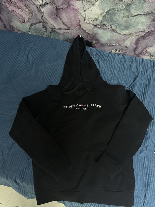 tommy hilfiger,размер L