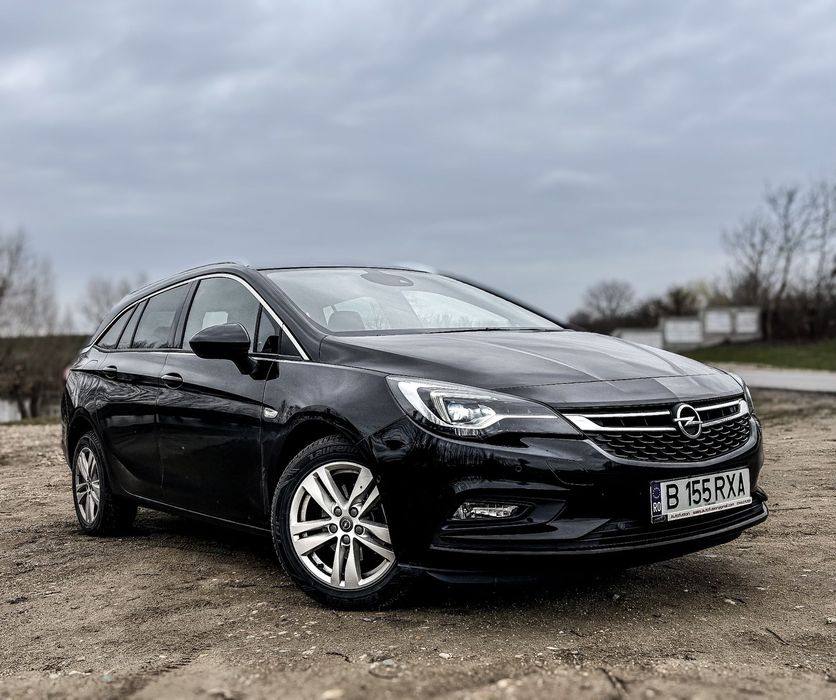 Opel Astra Stare perfectă/ Distribuție înlocuită/ Garanție/ Dotări Premium