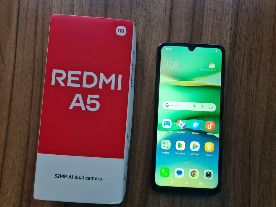 Vând telefon Redmi A5 nou