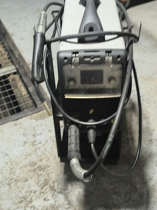Aparat de sudura mig,argon cu sirma mig 200 LCD, profesional