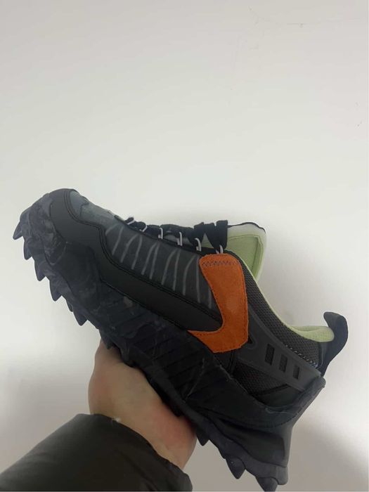 Vand Off white odsy(marimi 42,43)