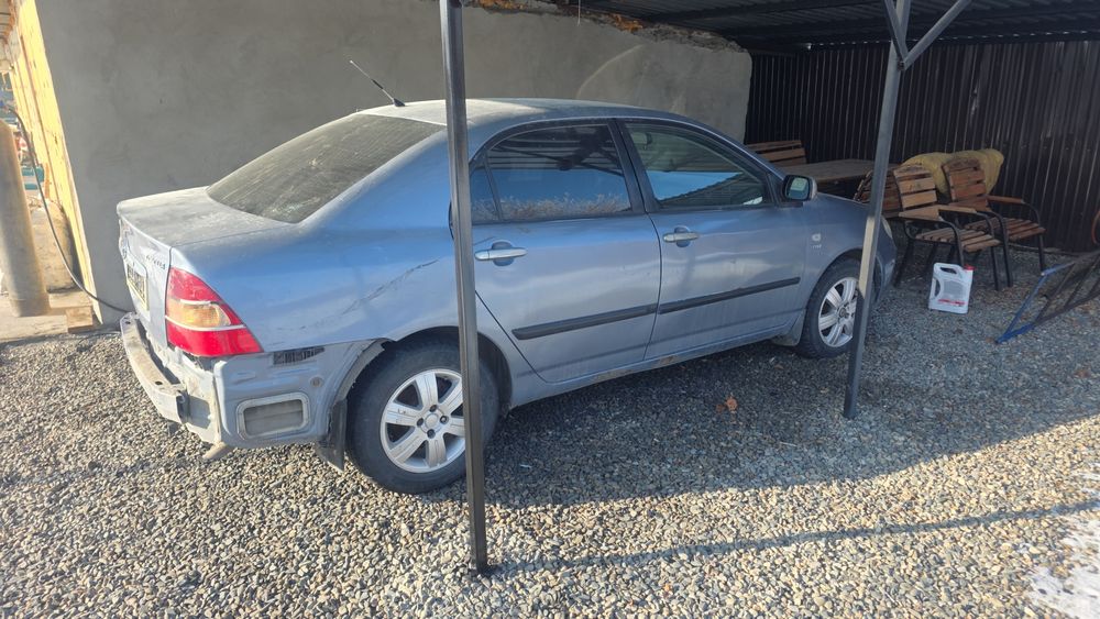 Продам тойоту короллу