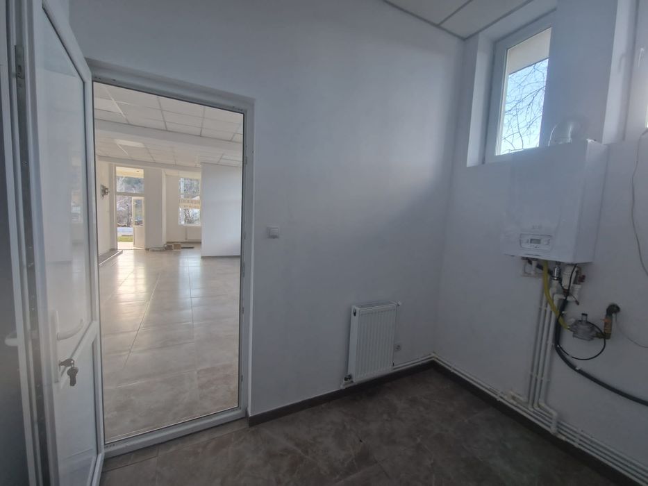 De închiriat Spațiu comercial Tazlau 62 mp utili, jud. NEAMT