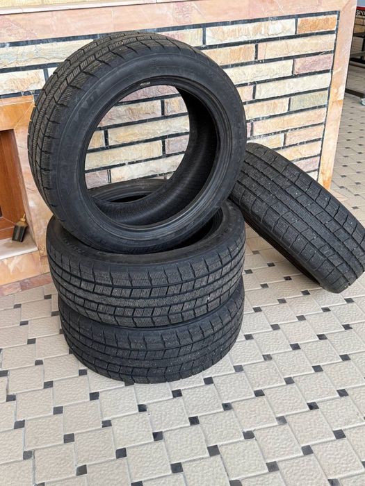 Zimniy Joyroad shina 215/55/17