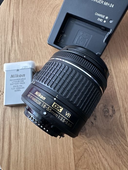 Vand kit DSLR Nikon D5300 + 2 obiective