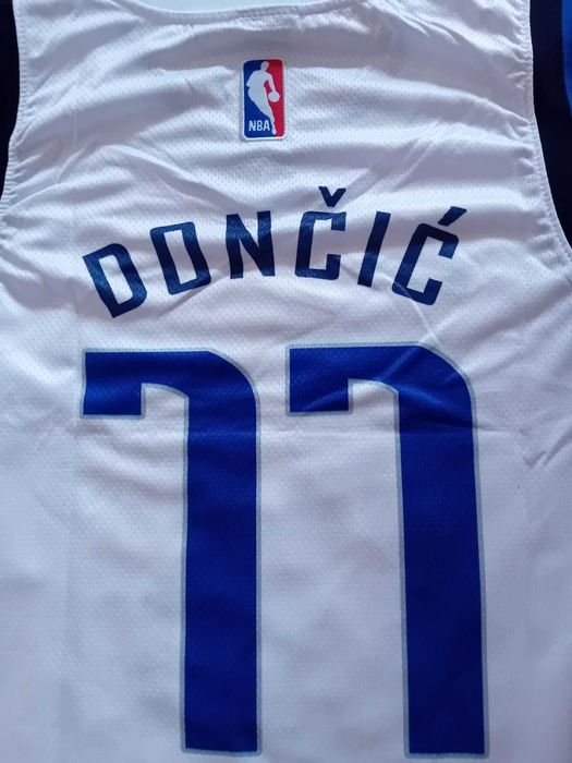 Чисто нов оригинален екип на Dallas Mavericks - Luka Doncic