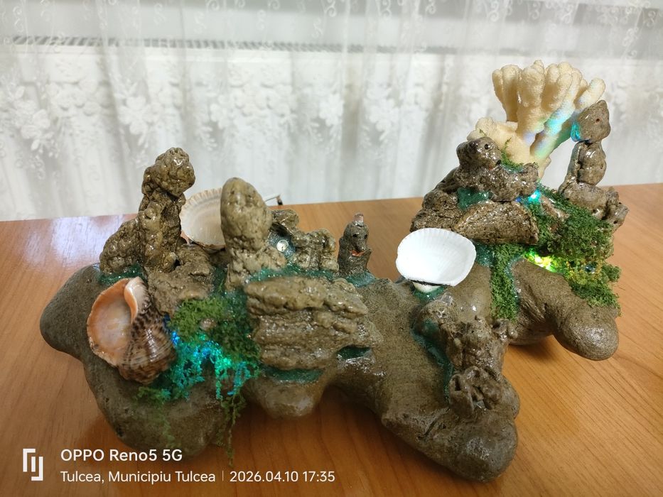 Lampa cu leduri sau decor terariu