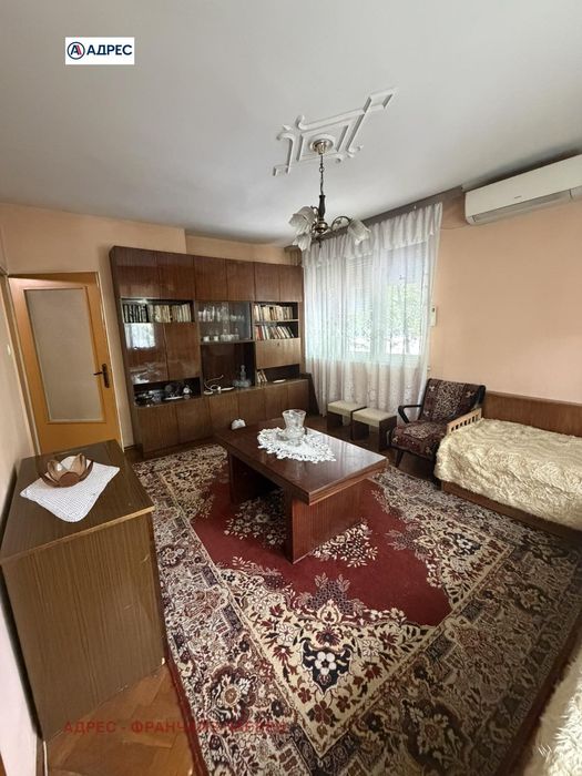 Етаж от къща в Плевен-9-ти квартал площ 90 цена 149500