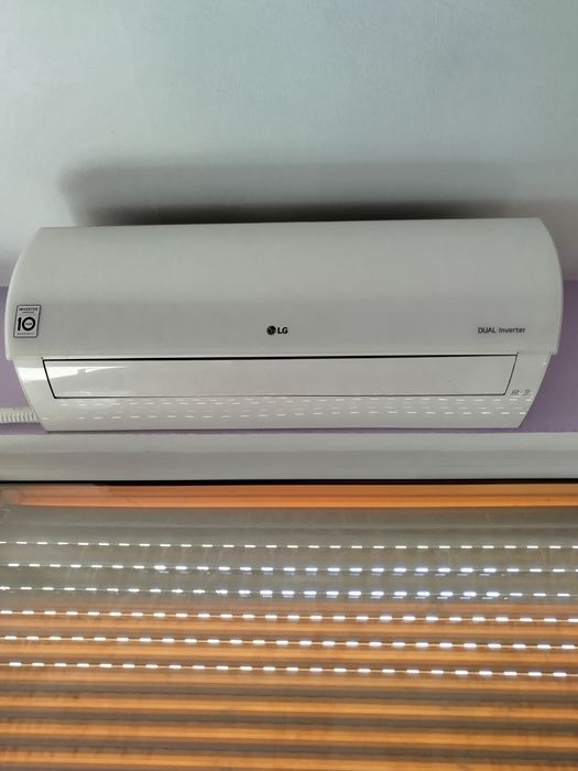 Климатик LG 9.Инвентор