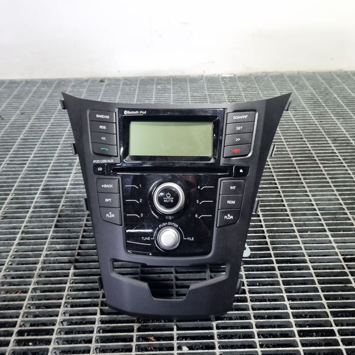 Cd player SsangYong Korando III Facelift 2013 2013 - 2017 (1576) DWSY1004 Garantie