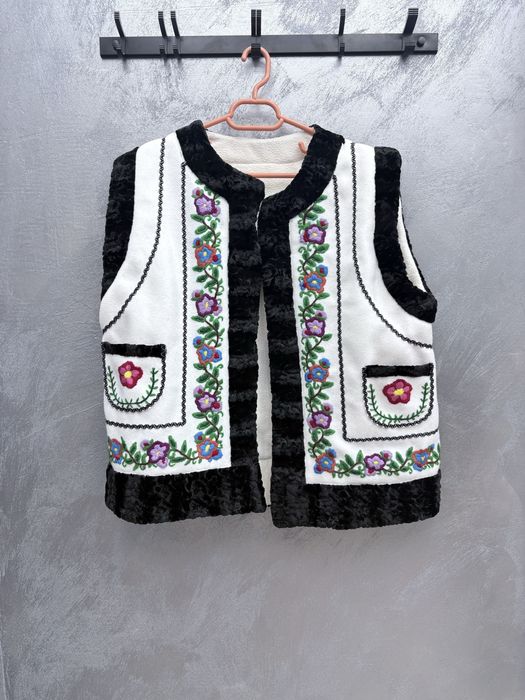 Pieptar traditional brodat manual