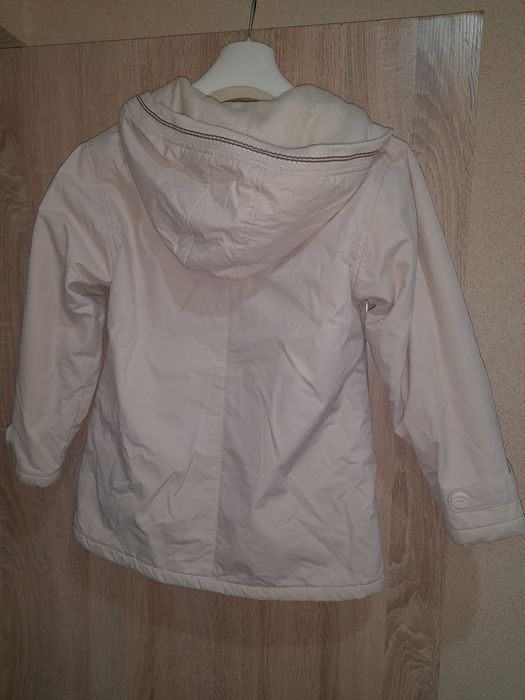 Куртки демисезонные на девочку, парные