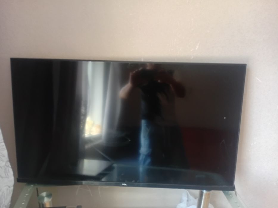 Продам телевизор срочно