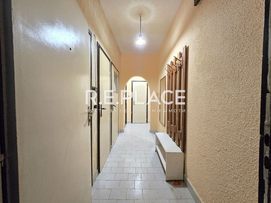 Продава се Двустаен апартамент в Варна, Възраждане 2 - 70 кв.м за 838 €/кв.м - Снимка #9