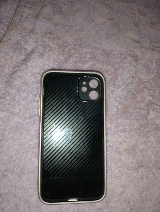 Айфон 11 чехол продам