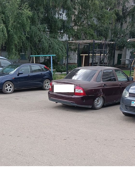 Продам машину приора