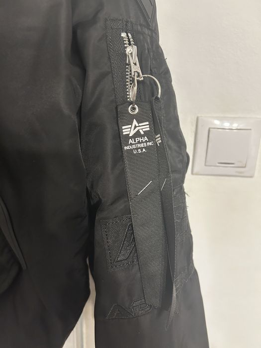 Geaca Vetements x Alpha Industries