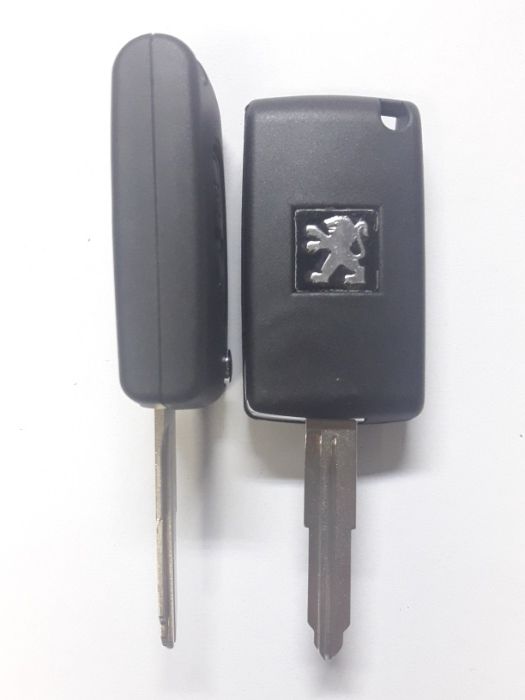 Кутийка за ключ за Citroen C-Crosser и Peugeot 4007/ auto key Citroen