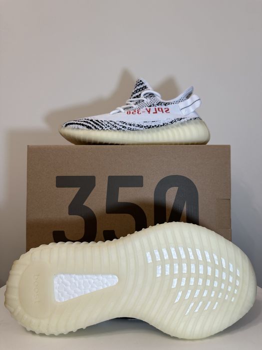 Yeezy 350 Boost - Zebra