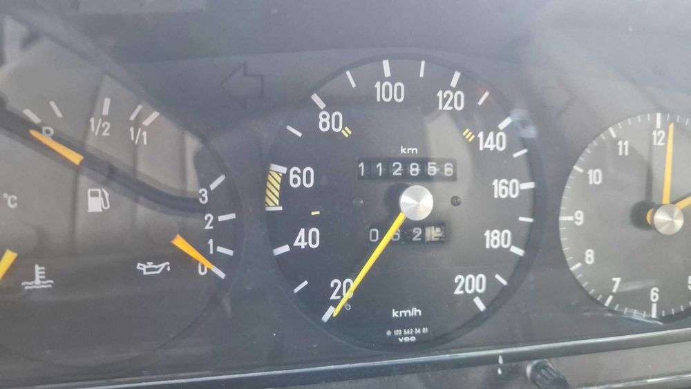 Mercedes-Benz  1980 benzină, 11.104 € — imagine 3