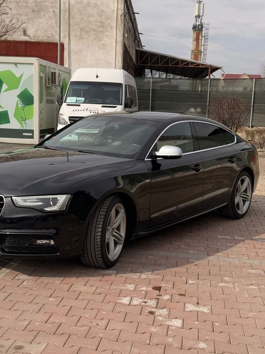 Audi A5 / 2.0 Tdi/ 177cp/Quattro/S-Line/B&O/Navi/Jante R19