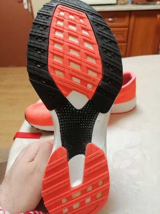 Маратонки, спортни обувки Adidas. Номер 42 2/3, 27 сантиметра.