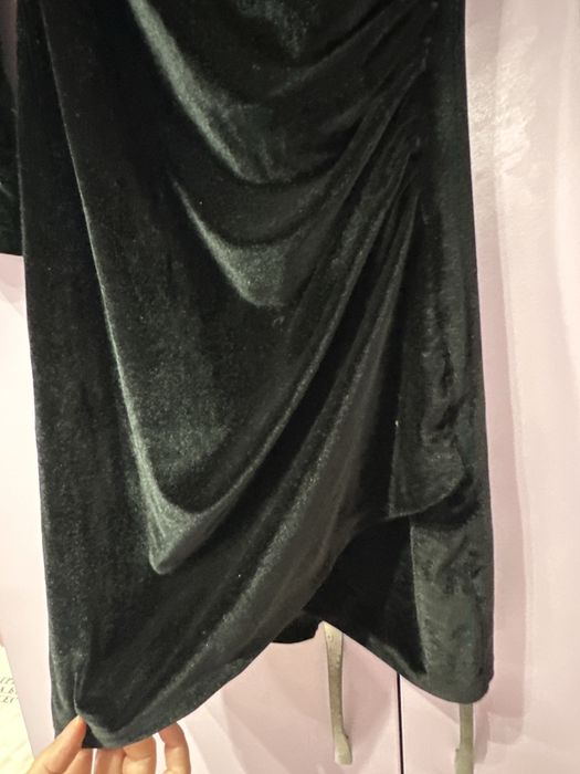 Елегантна  черна къса рокля