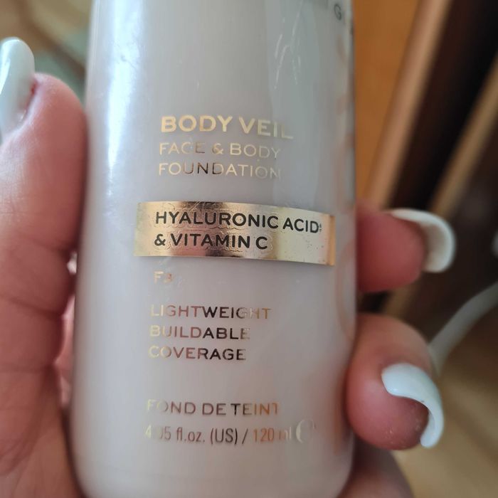 Фон дьо тен за лице и тяло