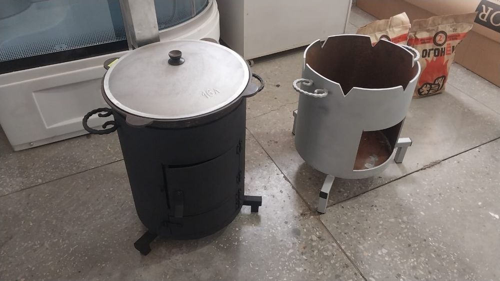 Продам печь с казаном.