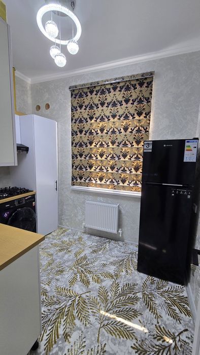 Квартира сотилади узимни уйим 5 этажлик лифтлиг дом курилиши зур дом