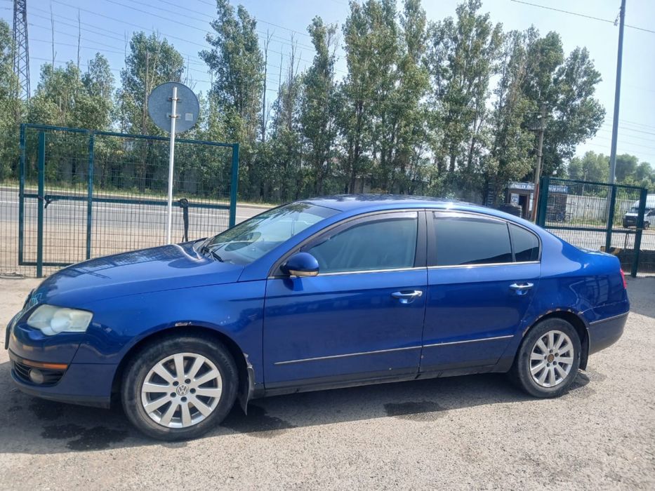 Продам машину volkswagen m6