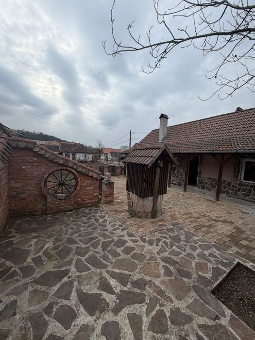 Casă de vânzare în Saschiz, sat Mihai Viteazu cu potențial turistic