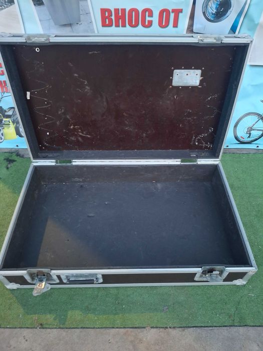 Кейс за аудио техника