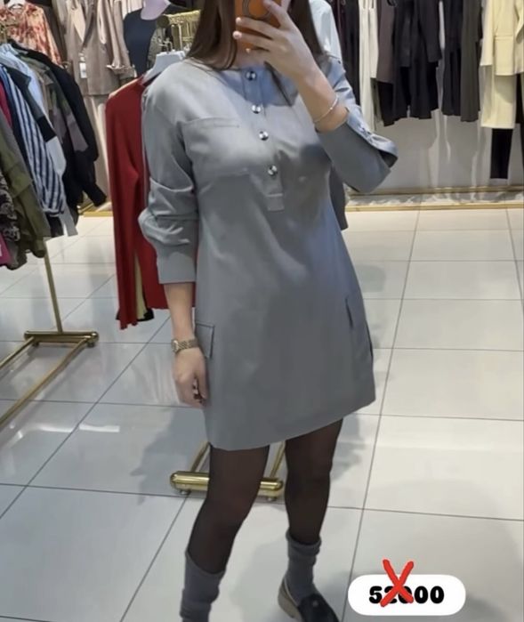Продам платье новое
