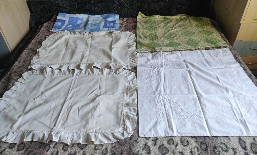 Fețe de perna mari si mici modele diferite