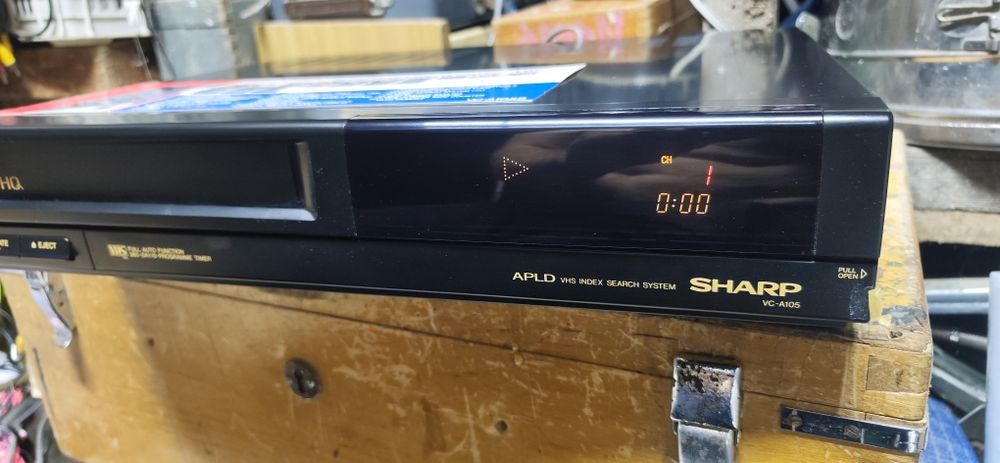 SHARP из 80  полный видеомагнитофон