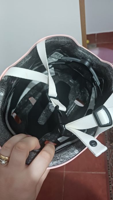 De vanzare role.casca si setul de protectie!