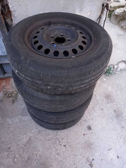 Оригинални джанти за Mercedes 15" със стари летни гуми Continental