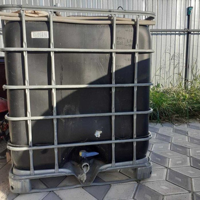 Vând tencuială decorativă mozaic, maron, pentru soclu, 2 găleți de 25Kg