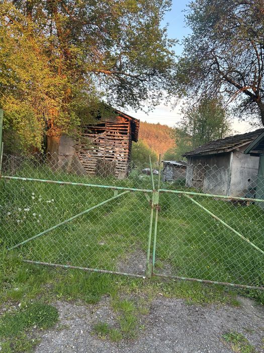 Продава къща София област гр Годеч